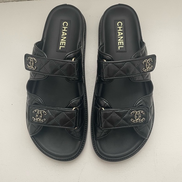 Size 40.5 CHANEL Black Lambskin DAD SLIDE sandals G45507 W/ receipt - Picture 1 of 16